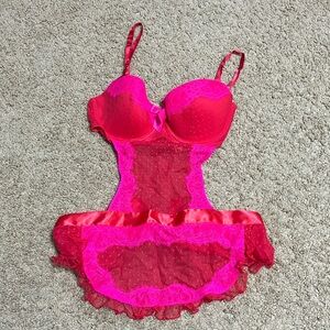 NWT Victoria’s Secret, Sext Little Things, Red Pink Lace Babydoll/Maid Lingerie